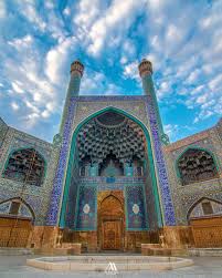 تور اصفهان از همدان